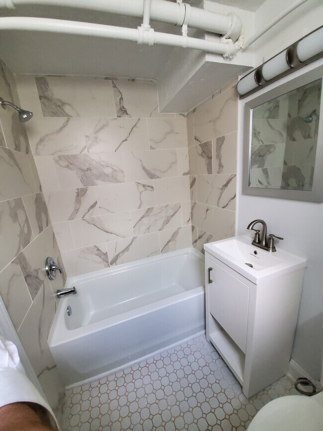 Dakota Ridge Apartments 720760 Pine Knolls Dr Akron, OH