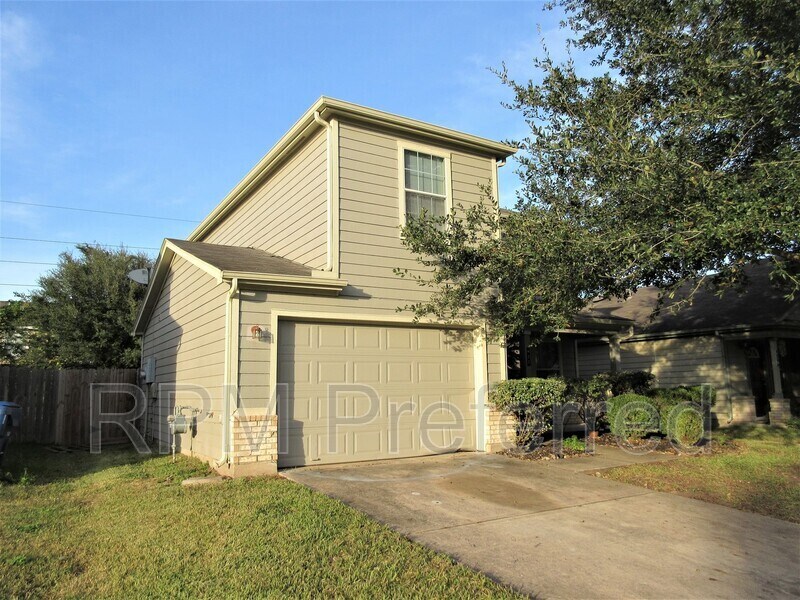Foto principal - 822 Grand Plains Dr