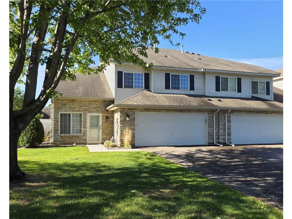 Foto principal - 17032 Eagleview Ln
