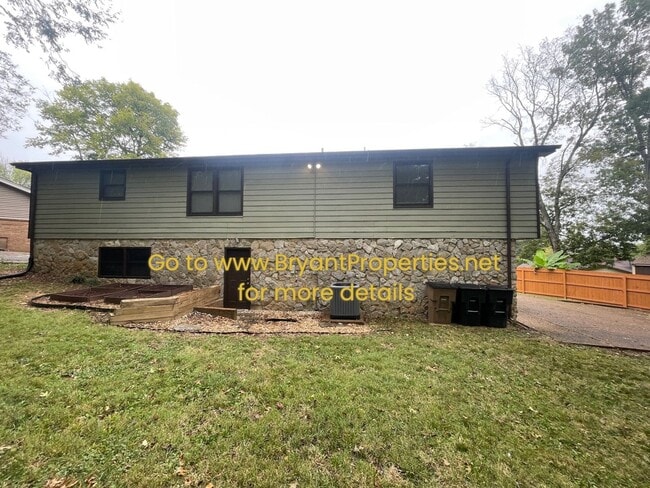 Building Photo - Nashville - 3 Bedroom, 2 Baths, 37217 Area