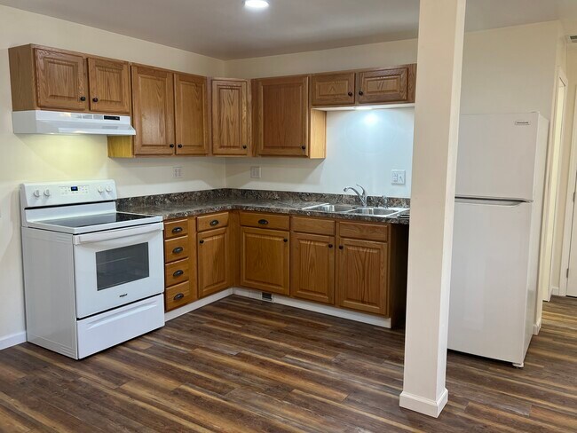 Kitchen - 5272 Valley Mills Rd