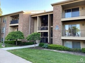 Building Photo - 2605 Greenstone Blvd
