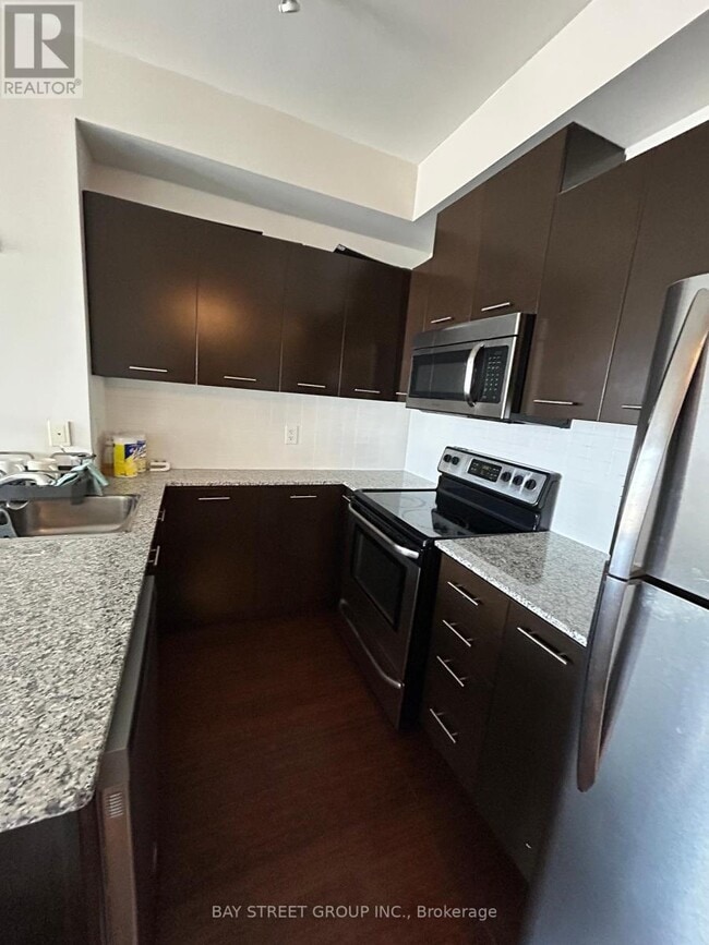 Building Photo - 360-1360 Square One Dr