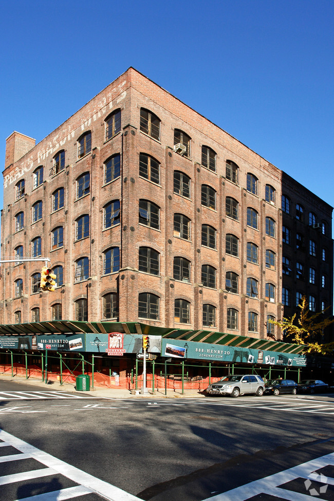 Primary Photo - Henry Street Condominiums