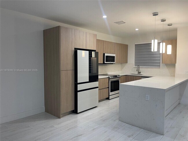 Foto del edificio - 3155 NW 103rd St
