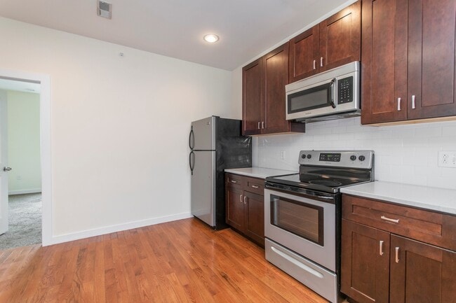 Foto del edificio - 1614 N Sydenham St