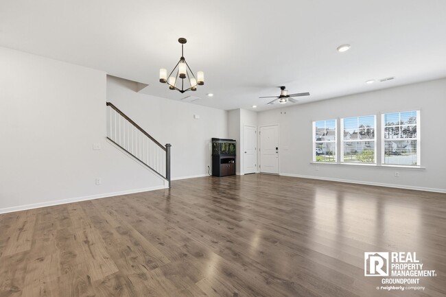Building Photo - Nexton Townhome | 3BR + Garage | North Creek Village