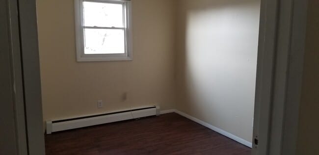 Building Photo - 1160 N Century Dr