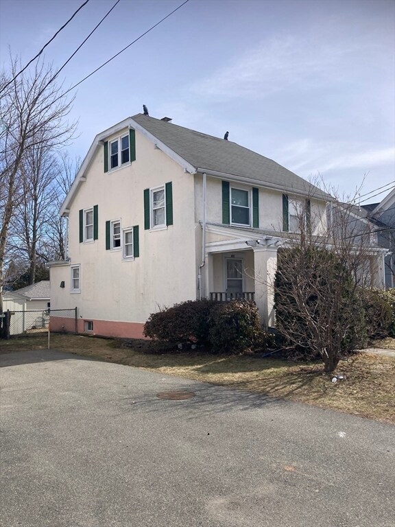 Foto del edificio - 427 N Main St