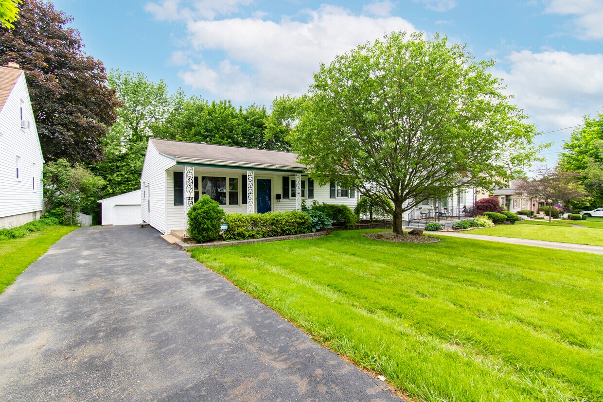 Primary Photo - 7116 Claybourne Ave