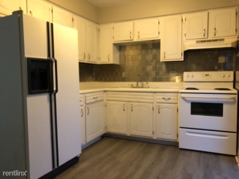 Primary Photo - 3 br, 1 bath Townhome - 2716 S Aerial Dr