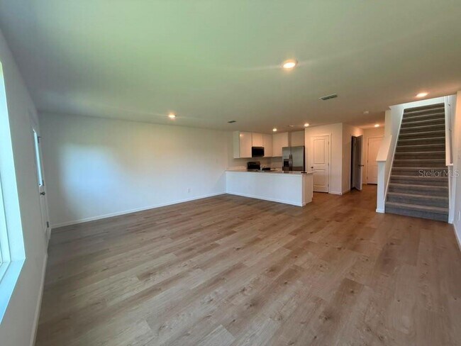 Foto del edificio - 2428 Bevel Ln