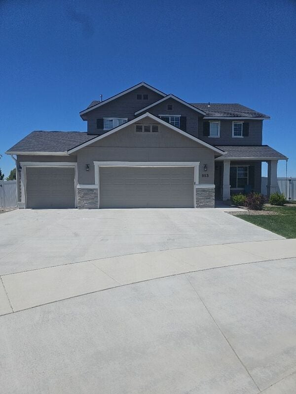 Foto principal - 853 Harpy Ave