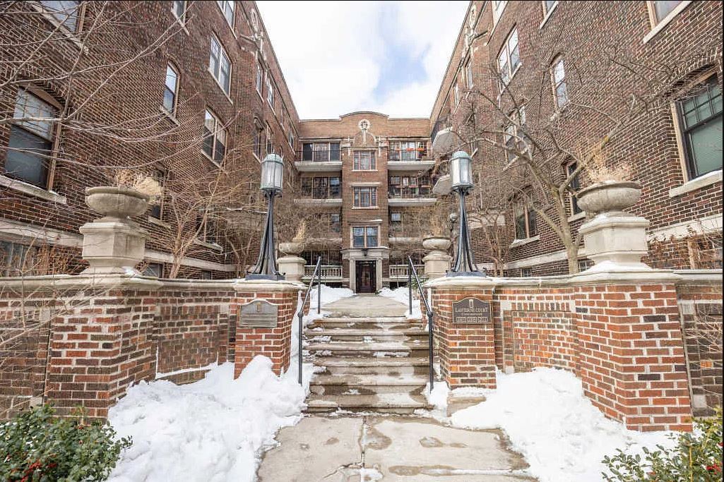 2011 N Prospect Ave Unit 14, Milwaukee, WI 53202 Condo for Rent in
