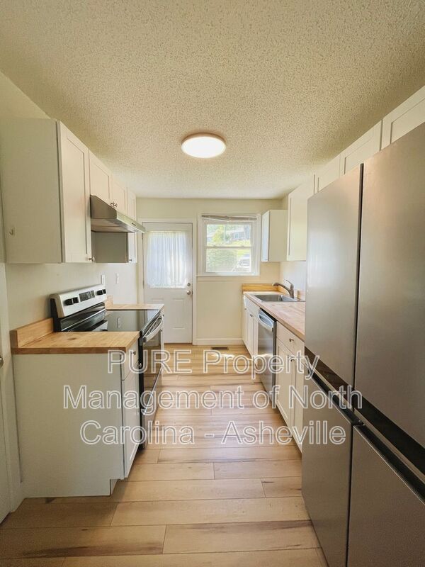 Foto del edificio - 86 Trowbridge Ln