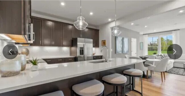 Foto del edificio - 658 Brookwood Glen Ter