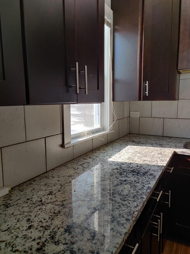 Foto del edificio - 9973 S Throop St