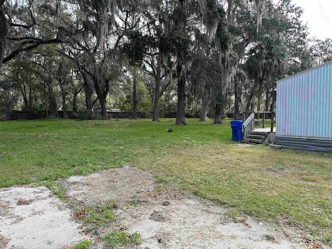 Building Photo - 5020 Porter Rd