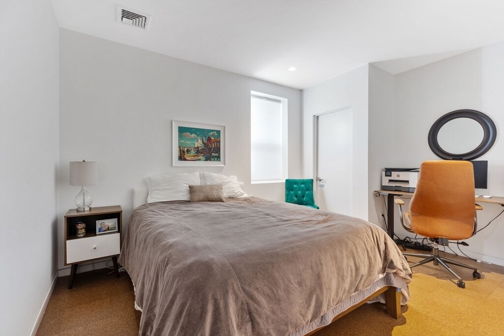 Foto principal - 137 Mount Auburn St