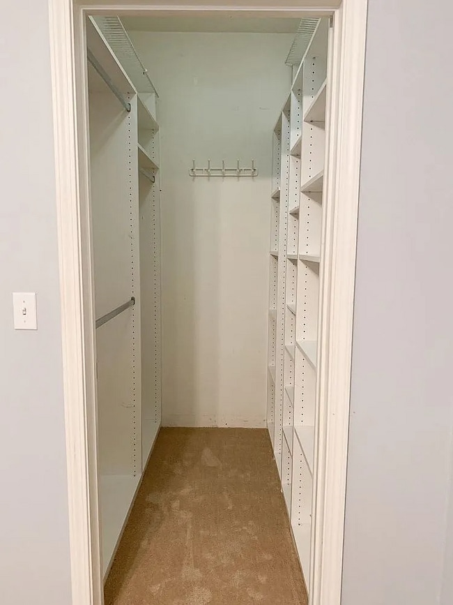 Foto del edificio - Located in a well-maintained community wit...
