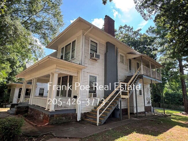 Building Photo - Charming 2 story Duplex Apartment in Birmingham