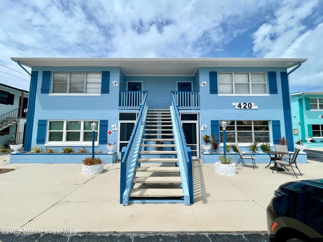 Primary Photo - 420 Johnson Ave