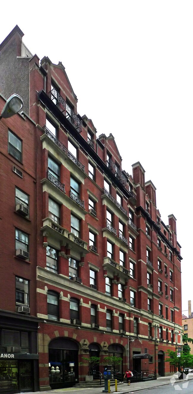 Building Photo - 46-52 E 11th St