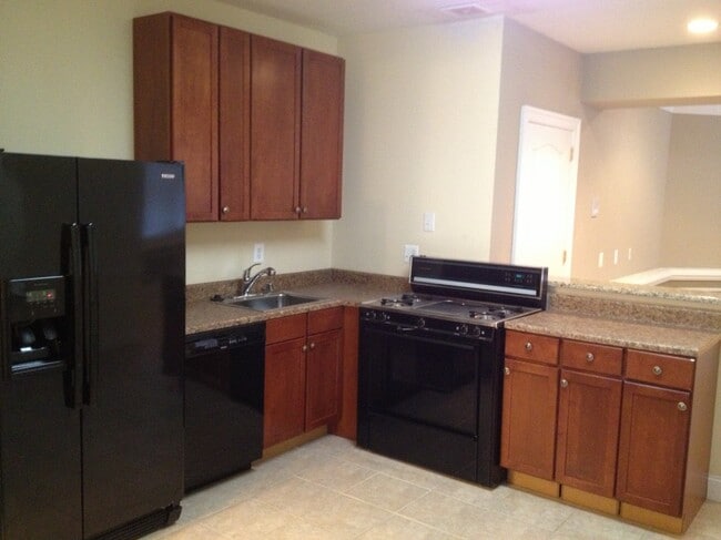 Foto del edificio - 6608 Edsall Rd