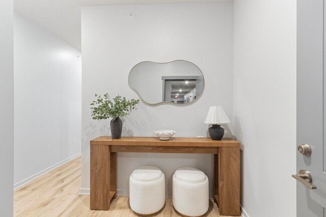 Building Photo - Oxbow Crossing