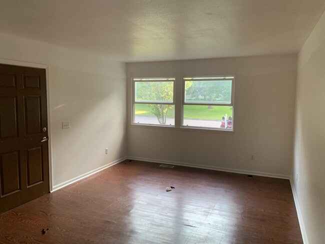 Photo - 5835 Orchard Ct House