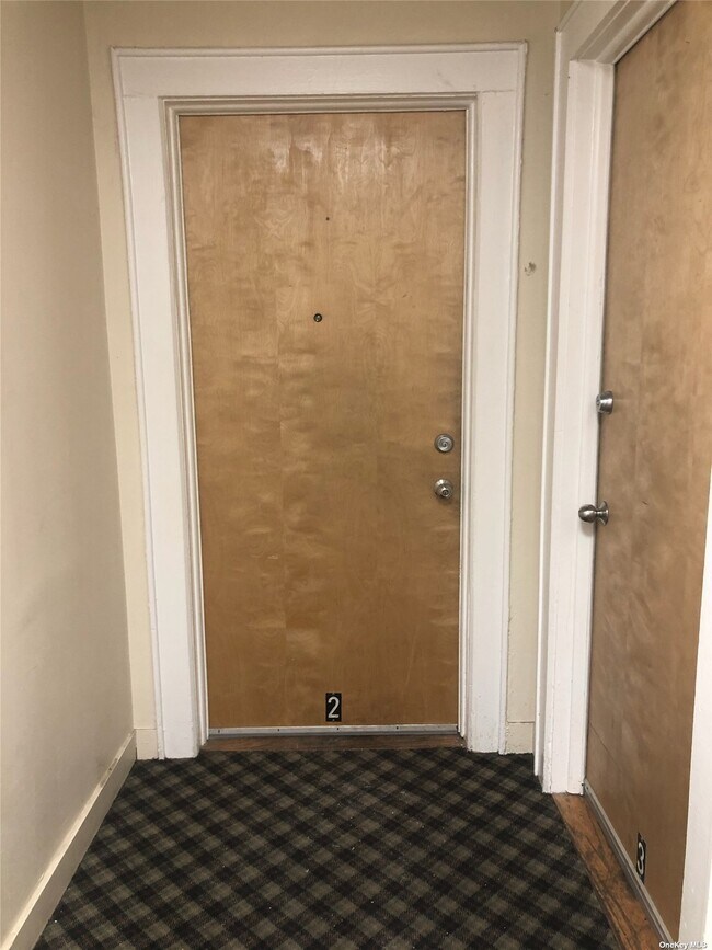 16 Fire Island Ave Unit 2, Babylon, NY 11702 Room for Rent in Babylon