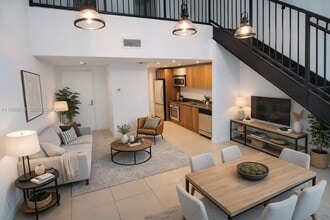 Building Photo - 300 S Biscayne Blvd