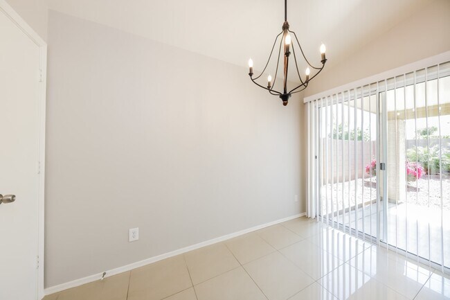 Building Photo - 15439 W Gelding Drive