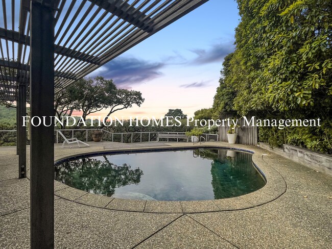 Foto del edificio - 4 br, 3 bath House - 7 Sarah Dr.