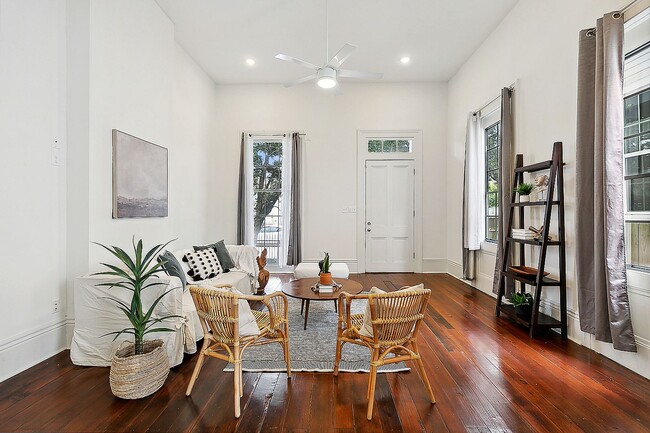 Photo - 2123 S Liberty St Apartment