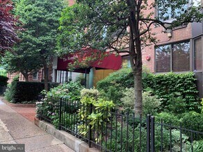 Building Photo - 1825 T St NW