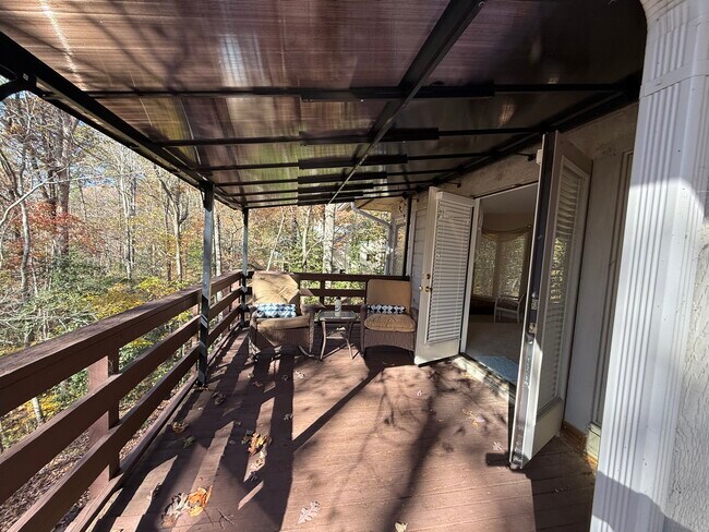 Building Photo - 833 Williamsburg Dr