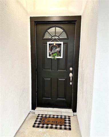 Foto del edificio - 3101 Primrose Ln