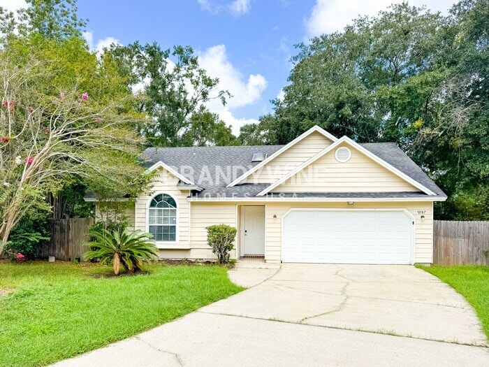 Foto principal - 7987 Domingue Ct