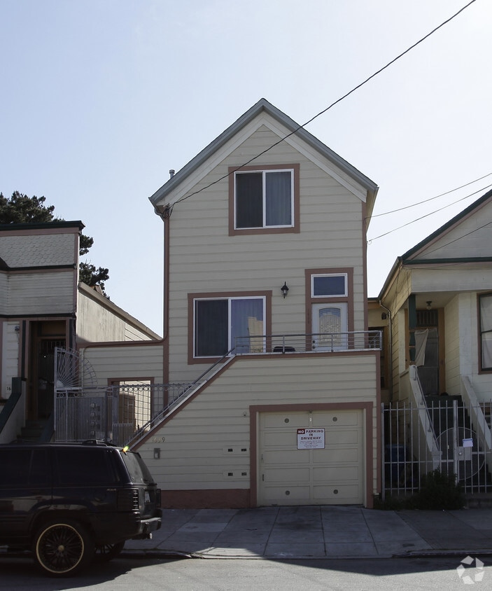 Building Photo - 1639 Kirkwood Ave