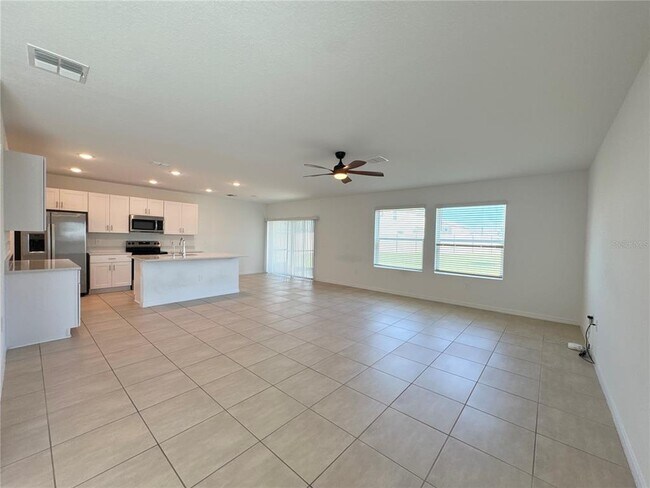 Building Photo - 337 Wayland Dr
