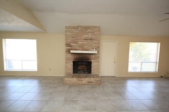 Building Photo - 24002 Silversmith Ln