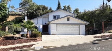 Building Photo - 21920 Santaquin Dr