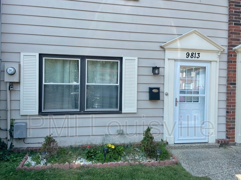 Primary Photo - 9813 Oakshire Dr