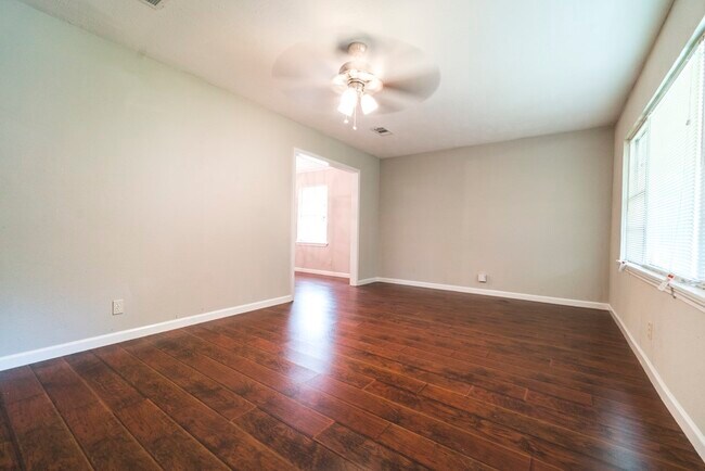 Foto del edificio - 1510 Greenbriar Ave
