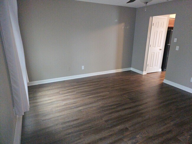 Foto del edificio - 306 Heustis St