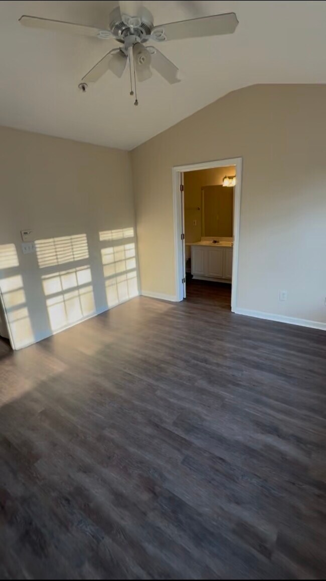 Foto del edificio - 2765 Ashleigh Ln