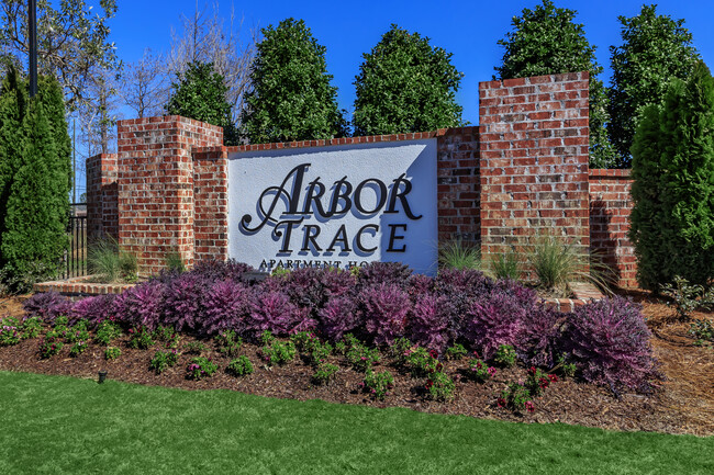 Foto del edificio - Arbor Trace Apartment Homes