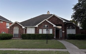 Building Photo - 2236 Compton Dr