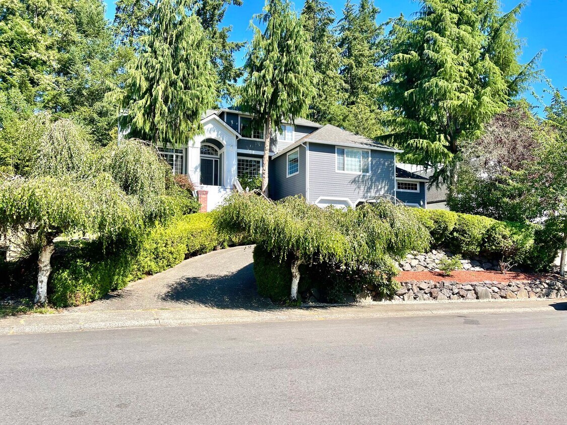 1890 178th Ave NE, Bellevue, WA 98008 House Rental in Bellevue, WA